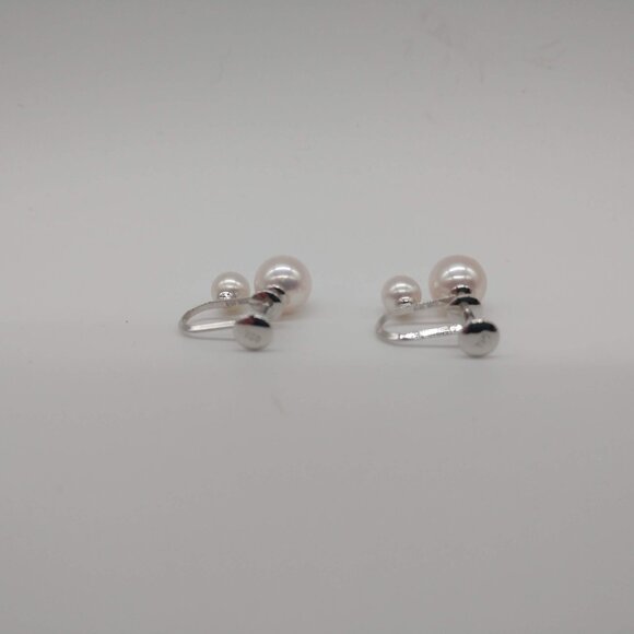 White Gold 18k Screw Back Earrings with 2 Pearl Stones - Picture 2 of 2